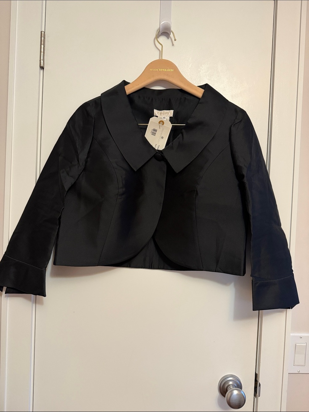 Cailan’d italy Black Cropped  woman Jacket with Peter Pan Collar size 46